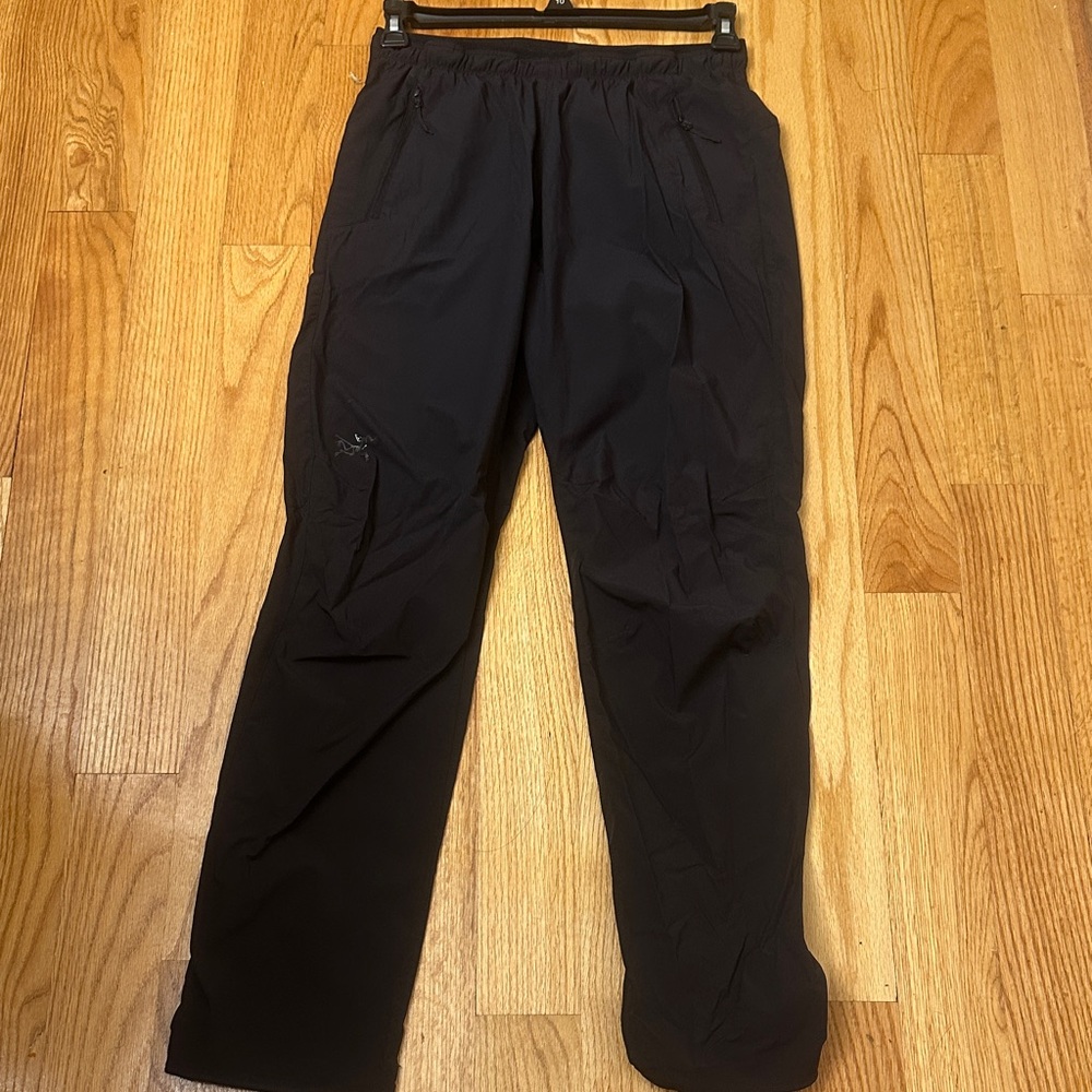 Arc'teryx Black Men's Cargo Pants - Lightweight Outdoor Trousers size S